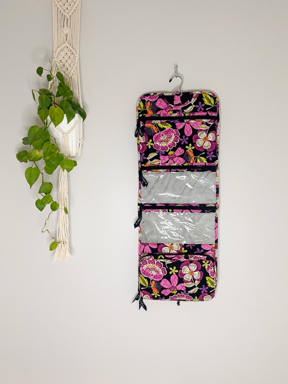 Vera Bradley Hanging Travel Organizer